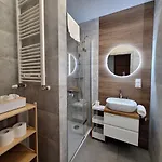 Modern With Swimming Pool In Hanza Tower By Renters Apartament Szczecin