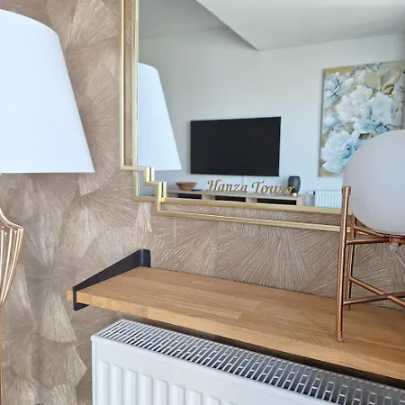 Appartement Modern With Swimming Pool In Hanza Tower By Renters
