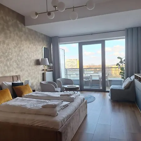 Modern With Swimming Pool In Hanza Tower By Renters * Szczecin